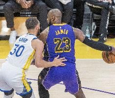 官方赛程页面-NBA生涯总薪资Top25：詹姆斯5.84亿力压库里 KD第6 东契奇第24