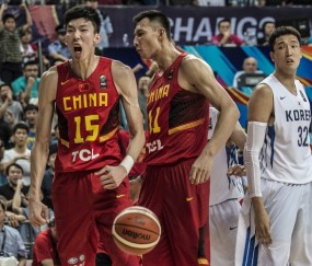 十年磨一剑重返亚洲杯四强 中国男足再现20分惊天逆转韩国经典
