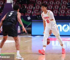 赵睿：中国男篮需要一个绝对领袖 不管能否打进都得出来勇于承担