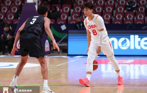 赵睿：中国男篮需要一个绝对领袖 不管能否打进都得出来勇于承担